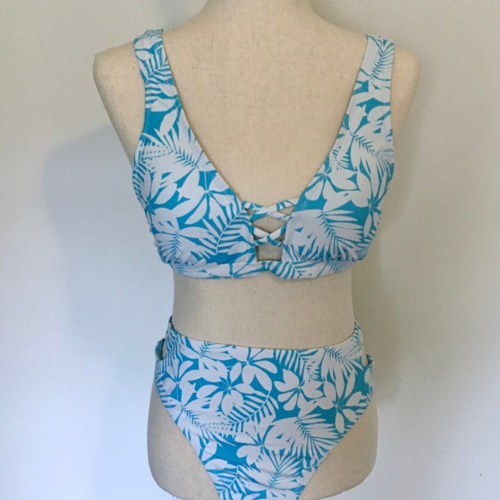 VYB Two-piece Swimsuit in Turquoise NWT Size XL